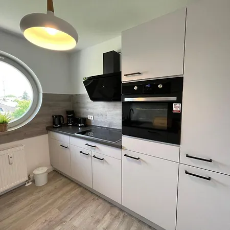Lägenhet Wunderschoen-wohnen-im-apartment-rooftop *