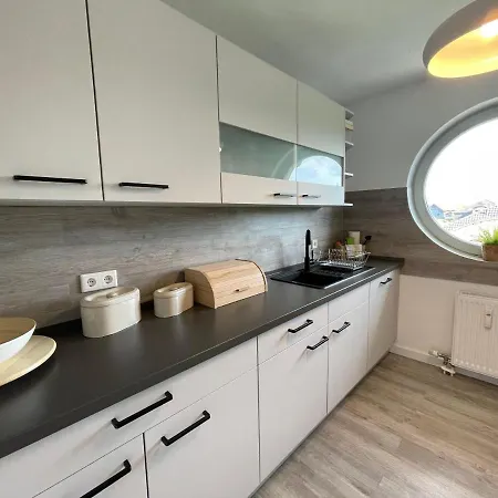 Wunderschoen-wohnen-im-apartment-rooftop دريسدن